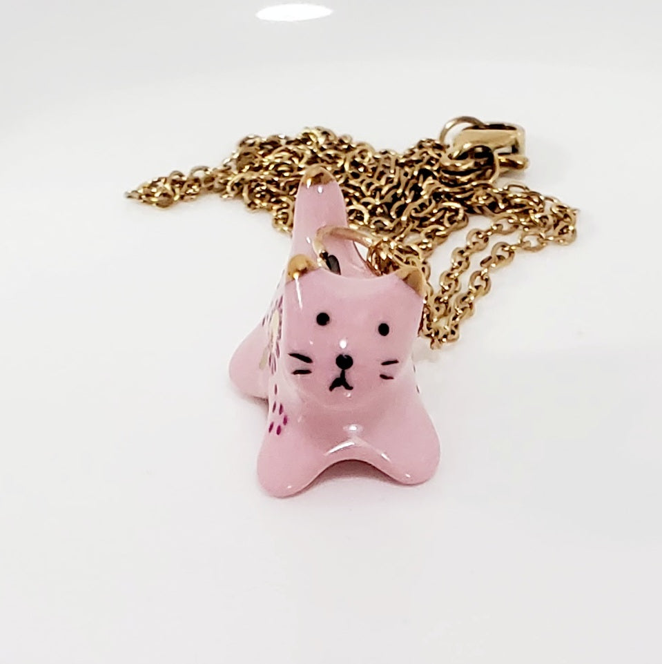 Cat Pendant Necklace