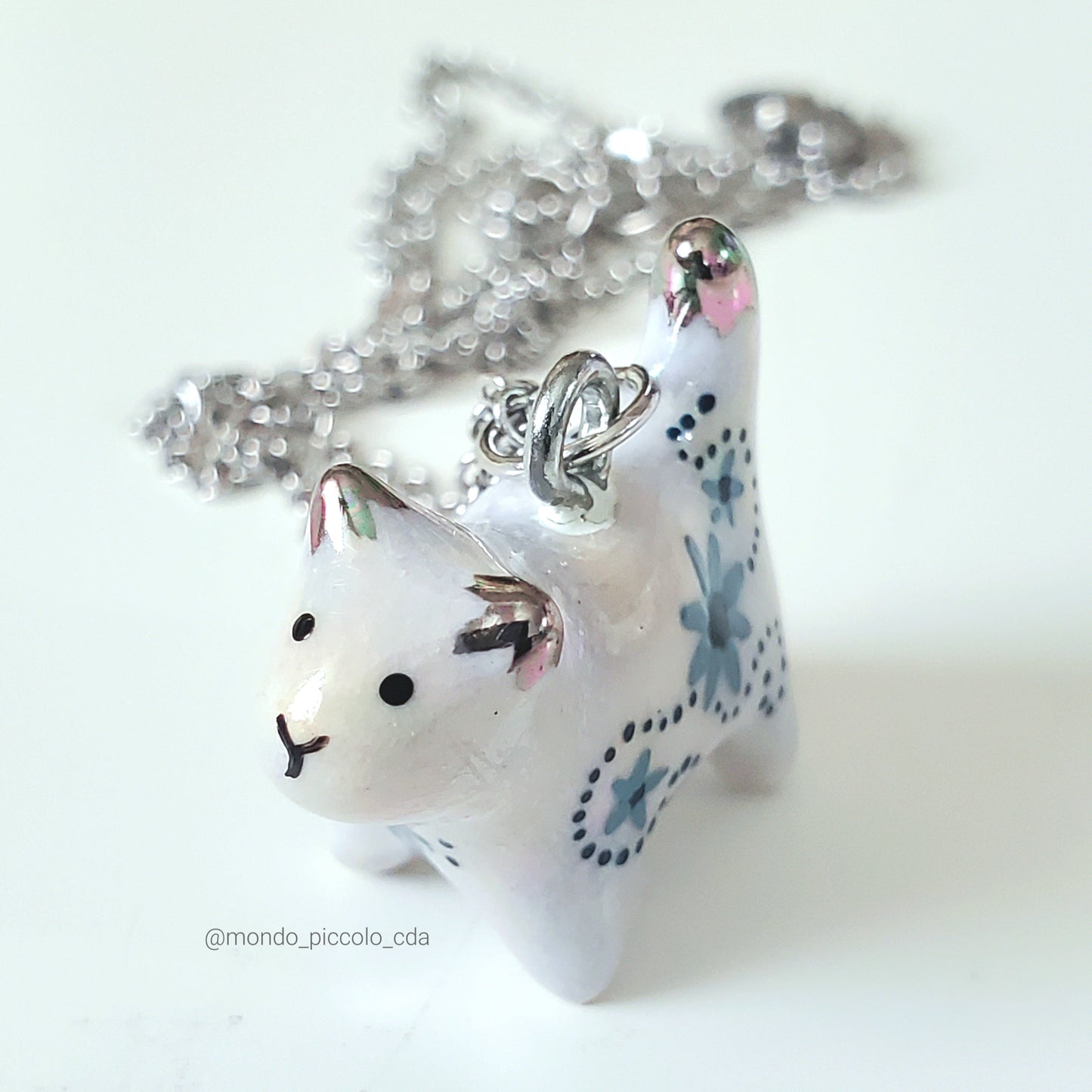 Cat Pendant Necklace