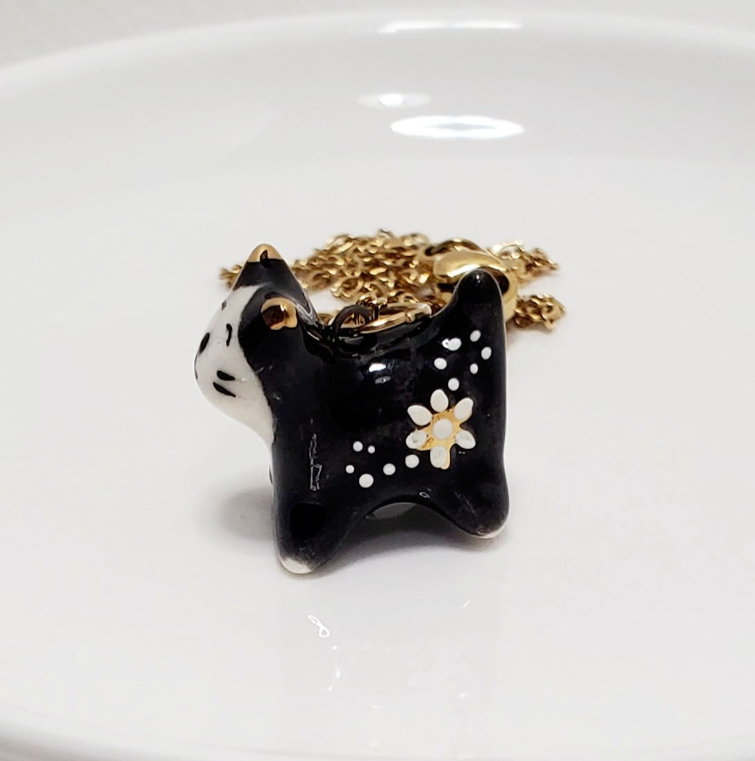 Cat Pendant Necklace