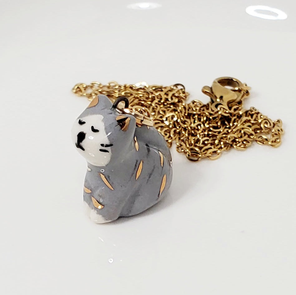 Cat Pendant Necklace