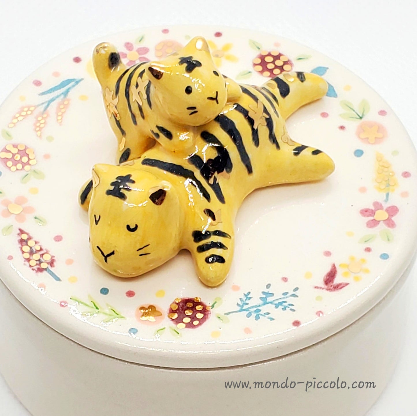 Tiger Mom and Cub Trinket Box